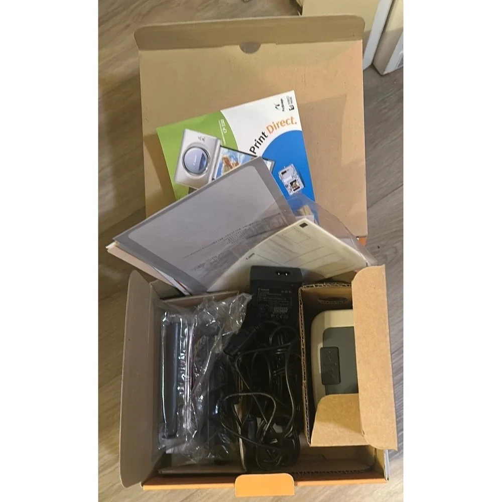 Canon Selphy CP400 Compact 4X6 Postcard Photo Printer NIB CP400 USB 2.0 Portable